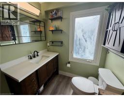 94 HOWARD Avenue - 11