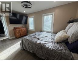 94 HOWARD Avenue - 13