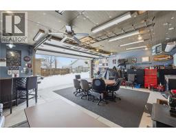 473 MOHAWK Road W - 37