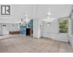 13 WADE Road - 16