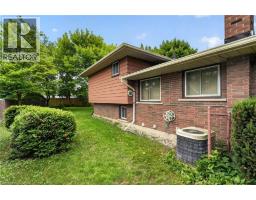 13 WADE Road - 36