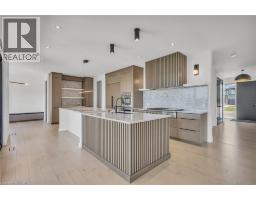 920 THOMAS PEDDER Court - 12