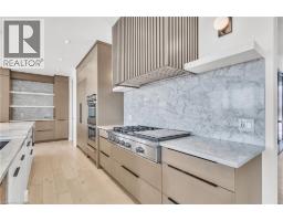 920 THOMAS PEDDER Court - 14