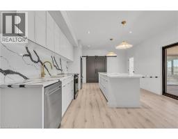 920 THOMAS PEDDER Court - 38