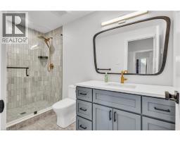 920 THOMAS PEDDER Court - 39