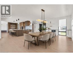 920 THOMAS PEDDER Court - 8