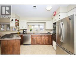 123 FAIRVIEW Avenue W - 11