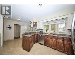 123 FAIRVIEW Avenue W - 12