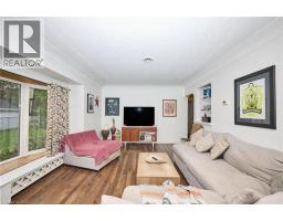 123 FAIRVIEW Avenue W - 15