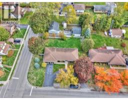 123 FAIRVIEW Avenue W - 6