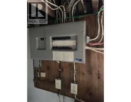915 WINDHAM EAST QUARTER LINE Road - 4