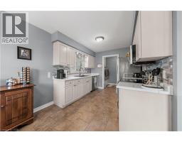 1052 VANSICKLE Road N - 15