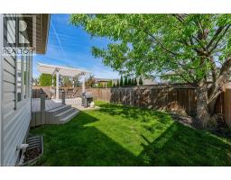 1052 VANSICKLE Road N - 39