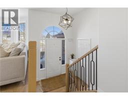 5 BRADBURY Crescent - 6