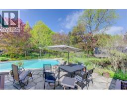 98 LONGWOOD Drive - 50