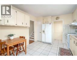652 ARDLEIGH Crescent - 10