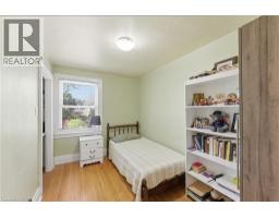 15 1/2 WOLSELEY Avenue - 12
