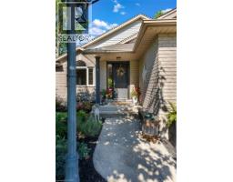 43 THOROLD Avenue - 4