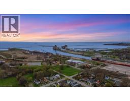 160 DAVIS Street - 31