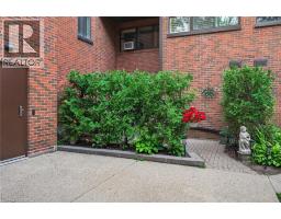 36 HAYHURST Road UnitNo. 109 - 40