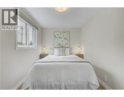 61 MAUD Street - 17