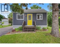 61 MAUD Street - 2