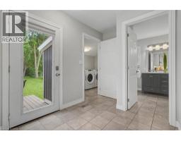 61 MAUD Street - 22