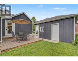 61 MAUD Street - 30