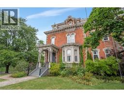 46 HERKIMER Street UnitNo. 2 - 3