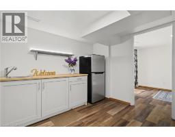 39 SOUTHWOOD Drive - 38