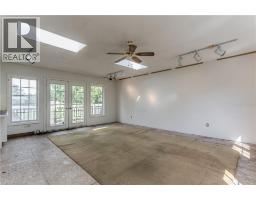 342 BRYANT Crescent - 16