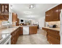 244 FALLOWFIELD Drive - 9