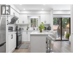 1118 AVONDALE Drive - 10