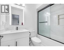 1118 AVONDALE Drive - 21