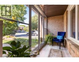 1118 AVONDALE Drive - 3