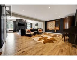 79 SOMERSET Crescent - 16