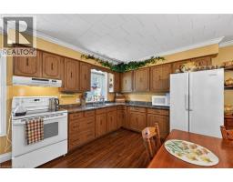 776443 BLANDFORD Road - 22