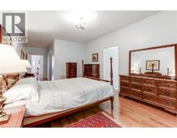 393 HENDERSON Road - 17