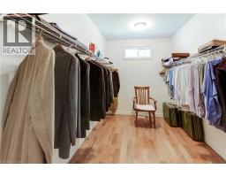 393 HENDERSON Road - 20