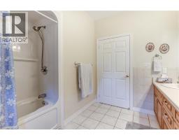 393 HENDERSON Road - 23