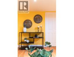 566 AVIGNON Place - 36