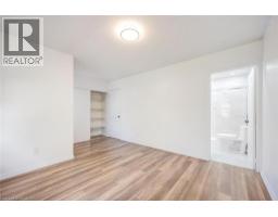 8 GANDER Crescent - 31