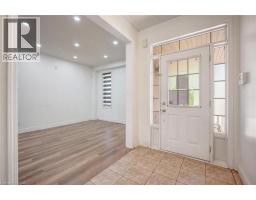 8 GANDER Crescent - 5