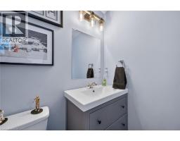 10 AMBER Street - 44