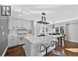 10 AMBER Street - 5