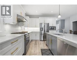 35 BUTLERS Drive N - 13