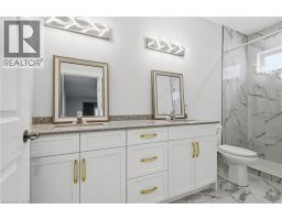35 BUTLERS Drive N - 20