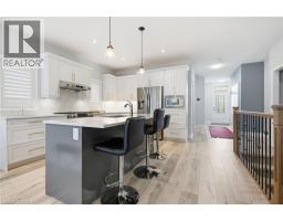 35 BUTLERS Drive N - 8