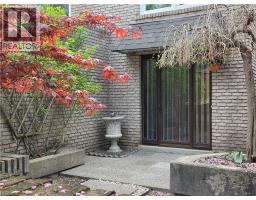 89 ELMSTHORPE Avenue - 4