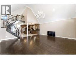 85 HILLCROFT Drive - 10